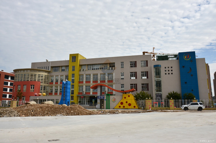 Experimental kindergarten(图2)